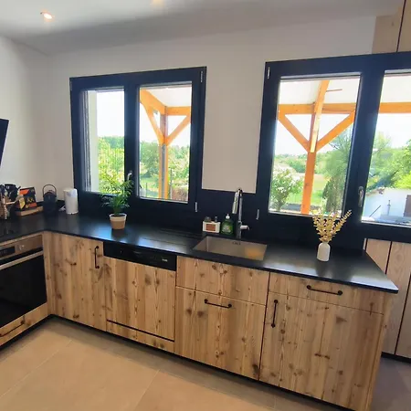 Prázdninový dům Chez Julia Cosy En Bois Avec Son Jardin *