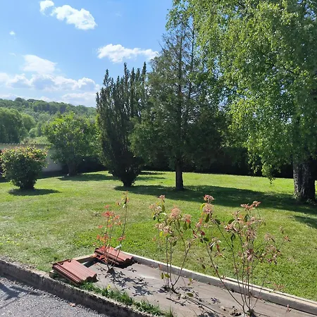 Prázdninový dům Chez Julia Cosy En Bois Avec Son Jardin *